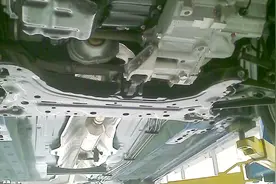 天热雨水越来越多，汽车底盘一定要做这个处理，否则少开好几年！视频封面