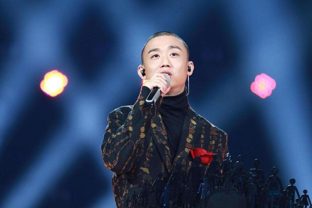 gai领证晒幸福,小白改名退出红花会,中国有嘻哈还有第二季吗?