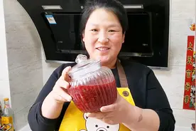 想吃草莓酱不用去买了，周末源子教你在家做，干净卫生，一学就会视频封面