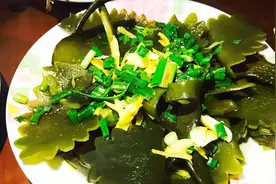 酒店大厨都是这么做葱油海带的，做法简单，适用于所有葱油系列