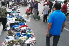 唐山市城管局路北执法大队取缔占道经营商贩272份图片