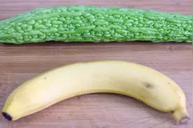 美女减肥食谱苦瓜和香蕉，清淡营养美味，美女们都需要的减肥菜肴