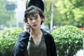 90后小花，在《老男孩》中撩倒雷佳音，曾回应潜规则视频封面