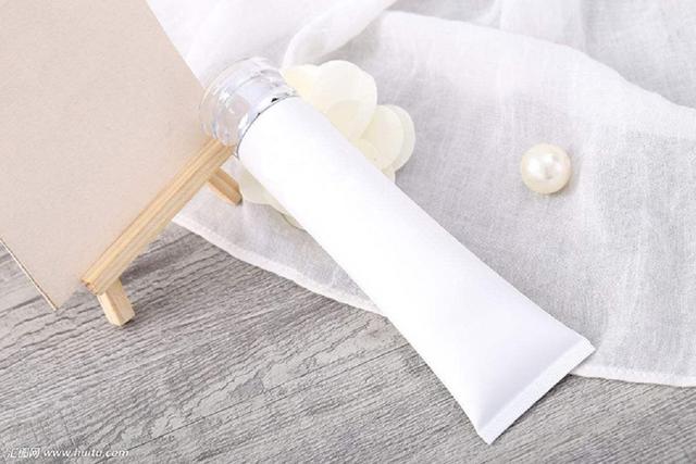 洁肤产品如何根据关键成分判断好坏