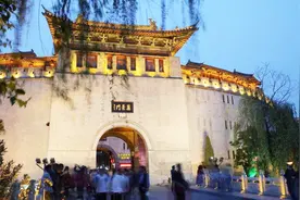 河南第一旅游城市：游客超郑州两千万人次，一年游客超1.23亿人次视频封面