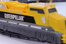 儿童益智轨道火车玩具模型拼装组装开箱试玩视频封面