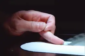 全世界最安全的电锯，手靠近自动停止，反应时间仅5毫秒