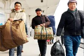 辞职回老家，社保怎么办？原来异地转移社保这么简单！农民工必备视频封面