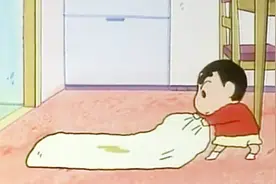 「蜡笔小新」小新厉害了，尿床不仅弄湿了棉被，还尿了美伢一脸视频封面