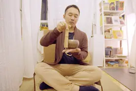 90后算命时薪1500，塔罗师月入8万，人们为啥越来越肯花钱做占卜