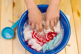 新买回去的衣服不洗就穿么？看完一身冷汗，不知道太可惜