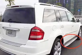 为什么SUV要加装侧踏板？原来还有这么作用，怪不得很多车上都有视频封面
