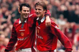 贝克汉姆在曼联都穿过哪几个号码的球衣？穿过10号吗？图片