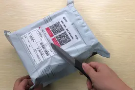 1600元的iPhone6 plus开箱，手机如此流畅，性价比简直无双！视频封面