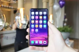 再创销量神话，OPPO R15上市两周即登顶销量冠军