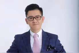 久违荧屏的“综艺小可爱”回来了 彭宇首次主持季播音乐节目图片