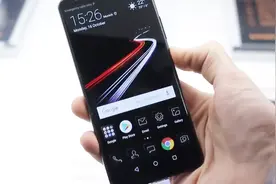 华为想不通，Mate 10降到最低价，还不买？视频封面