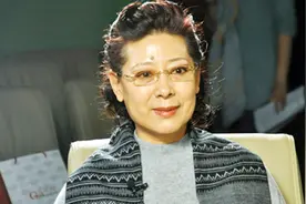 真正德艺双馨老艺术家！因爱国两次拒绝更改国籍，二婚生活更幸福视频封面