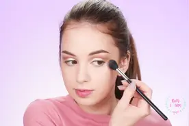 夏日party清新自然的妆容教程，甜美可人性感妩媚视频封面