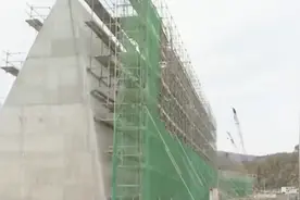 日本为预防海啸，耗资800亿建造250公里围墙，却被居民吐槽像监狱视频封面