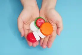 小瓶盖 大作用视频封面