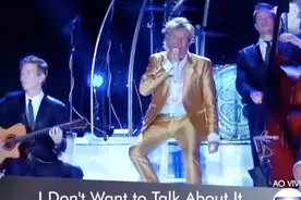 世界上最厉害的老烟嗓，七十年的烟嗓，一嗓子秒杀级摇滚！视频封面