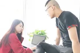 弟弟不争气，姐姐一番话让他悔改，有姐姐的都应该这样对待弟弟视频封面