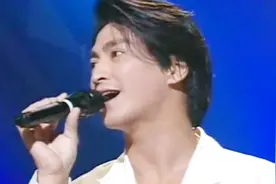 何家劲演唱包青天插曲《重头做起》，当年的展昭实在是帅
