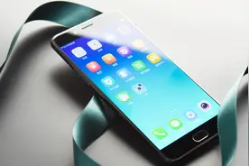 手机软件右上角出现红色的1，如何去除？强迫症的人忍不了视频封面