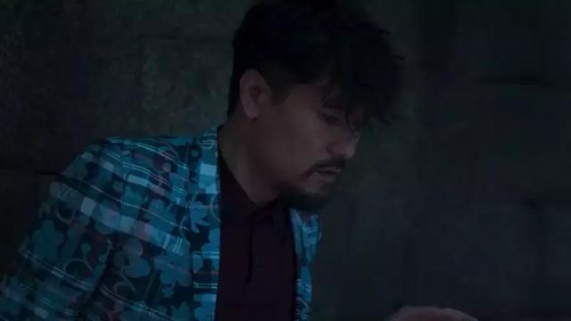 港真，余文乐你是不是有什么把柄在导演手上？