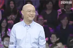 贴小广告的改行去清理小广告，孟非又说了一句大实话视频封面