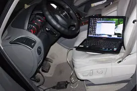 汽车原来也可以“刷机”，还能恢复原厂？这样的操作害了不少车！视频封面