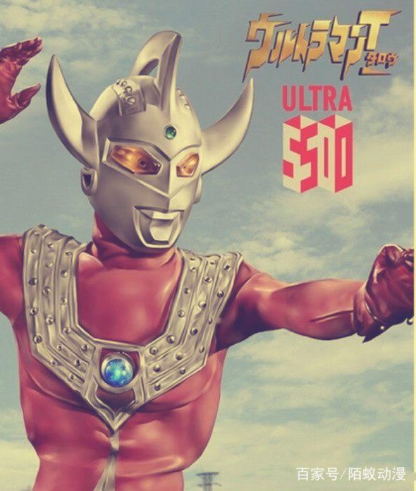 当奥特曼变身成硫酸脸画风，泰罗奥特曼变帅气，炎头队长变诡异