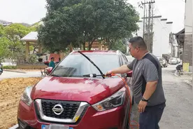 在家如何自己动手洗车而不伤车，让胖子来教你如何把车洗干净视频封面