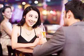 如果安排你和马云儿子相亲你愿意吗 这妹子真豁的出去视频封面