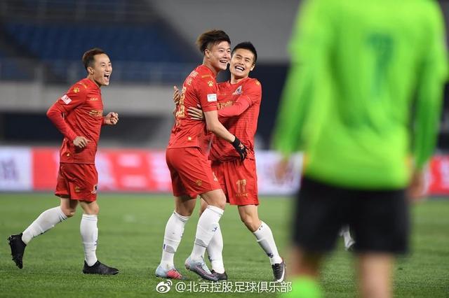 专访杨运：亚冠失误20多万私信骂我，若回工体还会去谢场