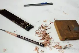 铅笔里面并不含铅，为啥叫铅笔？看完真是长知识了