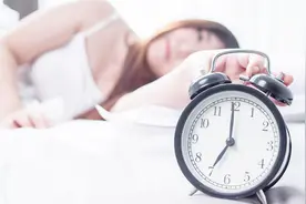 全球同胞的睡眠时间排行榜，你知道哪个国家最少吗？