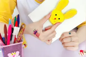 只需要一块海绵，花甜手作在家DIY解压玩具，瞬间心情治愈