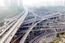 中国桥梁最多的城市，拥有13000多座桥梁，被评为国内唯一的桥都