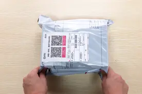 努比亚手机销量差的要死，为什么评价却奇高？打开箱子我懂了！视频封面