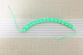 学钩编我是认真的，只需要枣形针几分钟让你学会这个手环的方法视频封面
