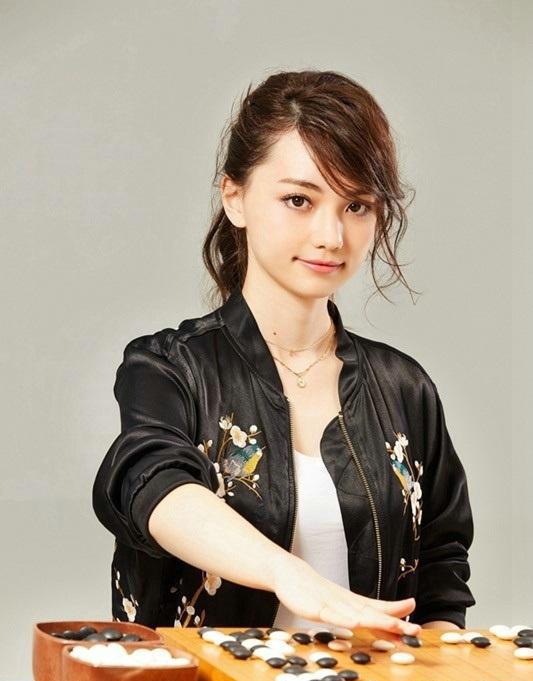 谁是柯洁的女朋友?