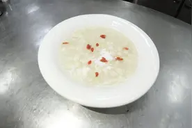 夏至啦，跟大家分享丸子羹：冰冻一下，好喝！先收藏了！