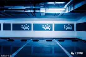 夜间停车1小时竟要价10元！新规实施一周，谁还在“任性”？图片