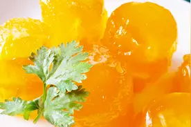 不用明胶，用芒果就能做果冻，外观晶莹口感软滑，你一看就会