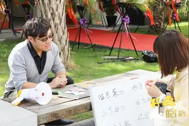 最新街头骗局，骗子假装哑巴，把劣质菜刀高价卖给你视频封面