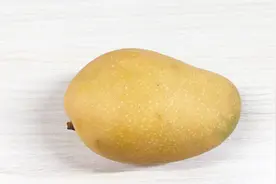 吃了这么多年芒果才知道，这样剥皮不淌汁也不粘果肉，简单方便