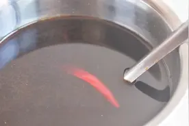 粤式清蒸鱼的灵魂：海鲜豉油，配方做法全部教给你，学会受用终生视频封面