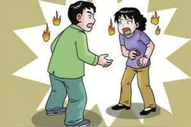 10元买的打底裤穿半天就脱线，柳州一女子退货被拒与店家争执图片